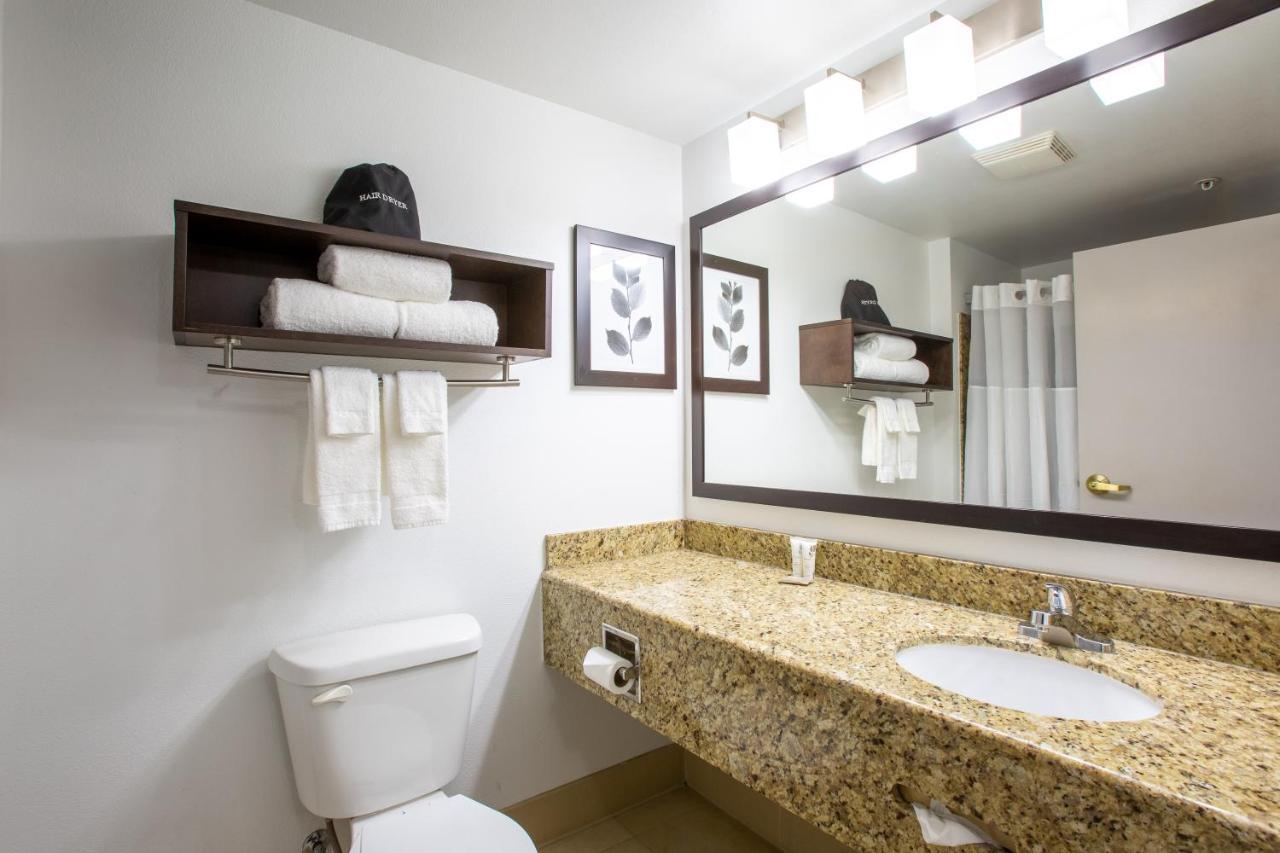 Country & By Radisson, Center Az 3* Tucson