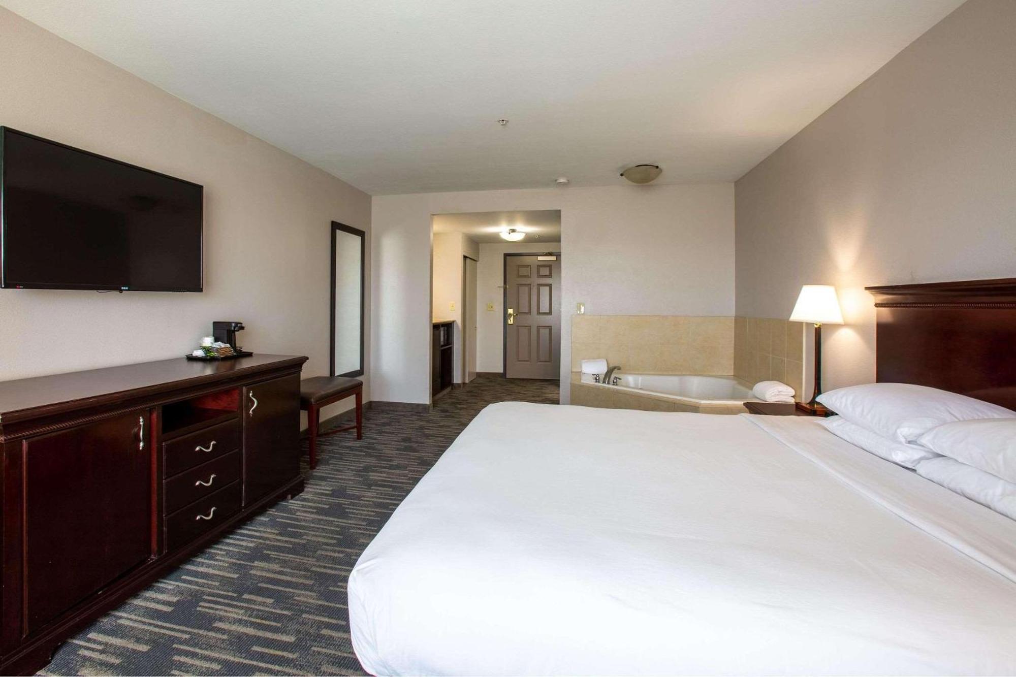 Hotel Country & By Radisson, Center Az Tucson